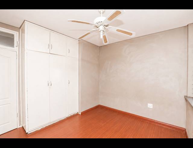 2.5 BEDROOM APARTMENT FOR SALE IN GLENWOOD